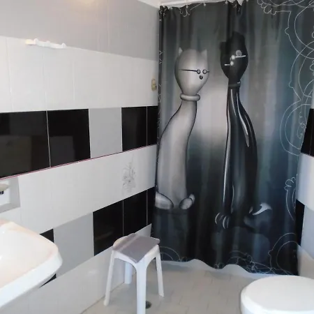 Helios Serifos 4*