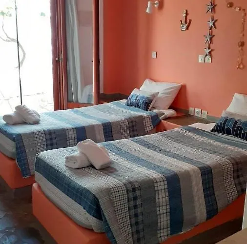 Helios Serifos Gæstehus 3*