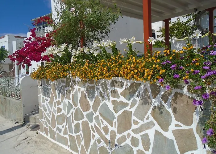 Gæstehus Helios Serifos 3*