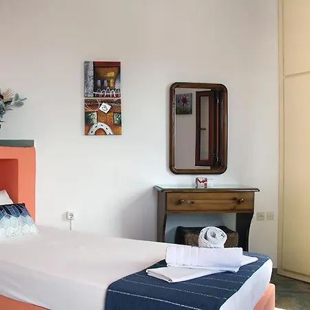 ゲストハウス Helios Serifos