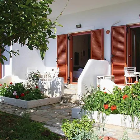 Helios Serifos Affittacamere *