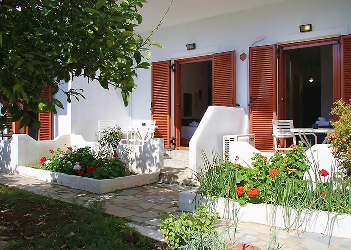 Helios Serifos ゲストハウス 3*